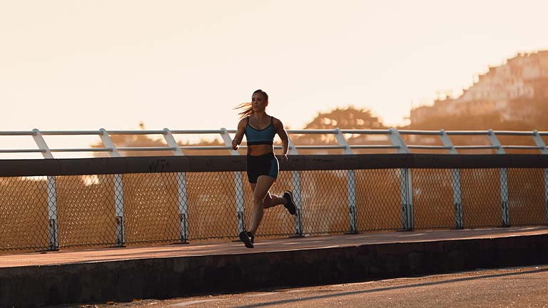 Esteira ou Rua: Qual é a melhor superfície para correr?